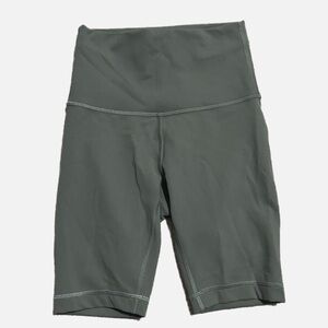 Lululemon Woman's Size 2 Army Green Blissful Bend Super High Rise Shorts